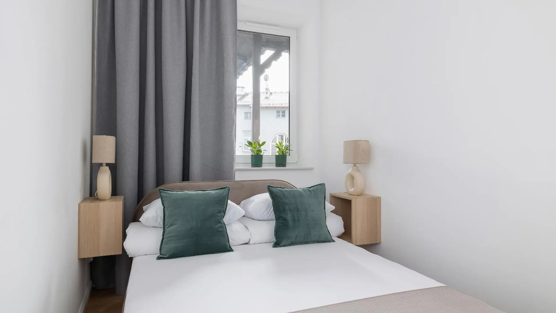4-Bedroom Apartment - Private Sauna - Wielopole 7 Krakow