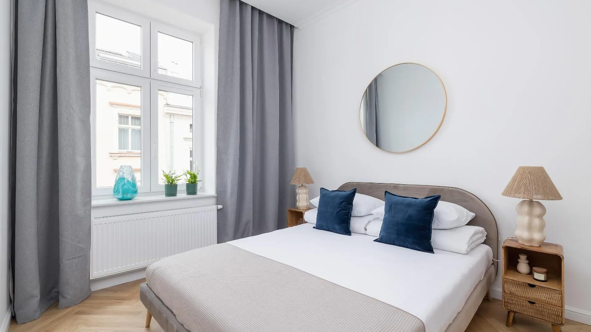 4-Bedroom Apartment - Private Sauna - Wielopole 7 Krakow